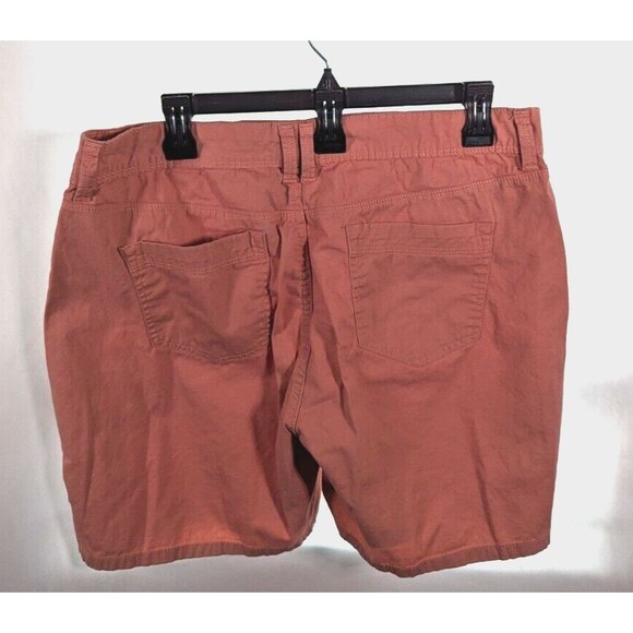 Pink women's 10 shorts Bandolino amalia preowned - Picture 4 of 7